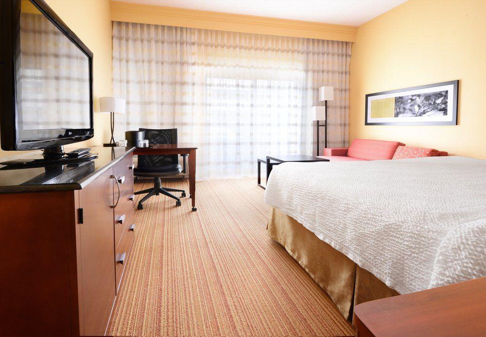 Courtyard By Marriott Dallas Plano In Legacy Park Zewnętrze zdjęcie
