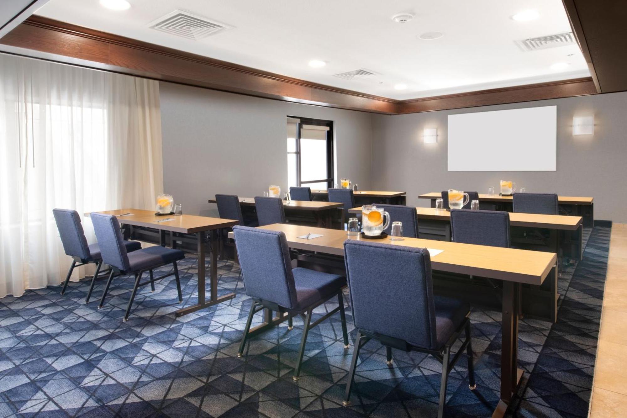 Courtyard By Marriott Dallas Plano In Legacy Park Zewnętrze zdjęcie